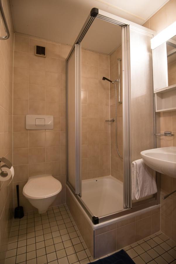 باربان Hotel Jenatsch المظهر الخارجي الصورة